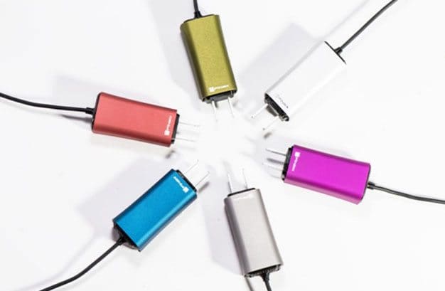 El cargador de ordenadores portátiles más pequeño del mundo, desarrollado por FINsix