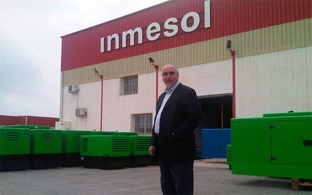 Nelson Gonzaga NGRC durante la visita que realizó a la fábrica de Inmesol.