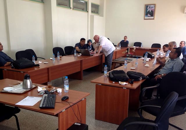 Hakan Ericsson, one of INMESOL's engineers answering questions to ONFC and TER's technicians