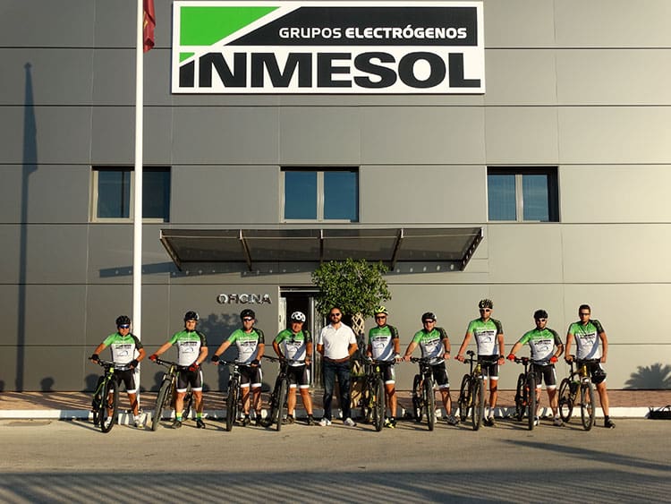 grupo solano employees already wear their new cycling equipment for the 2018 2019 season